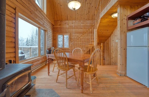 Saint-Paul-de-Montminy Ski Chalet | Vue incroyable et Spa | Domaine Appalaches 70