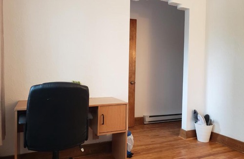 Ville-Emard Apartment | Walk 5 minutes to Metro Monk.