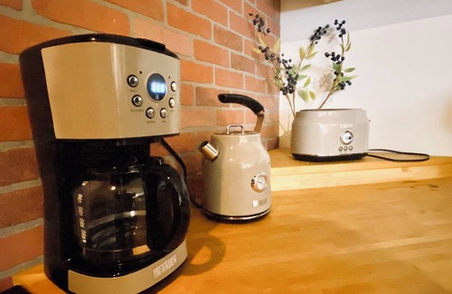 Nelson House | Walk everywhere from Railtown Suite! + spacious, beautiful, & comfortable.