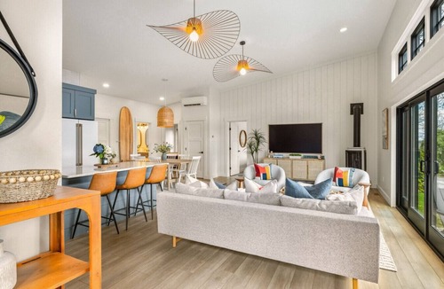 Ogunquit House | Walk Everywhere from your Modern Coastal Oasis