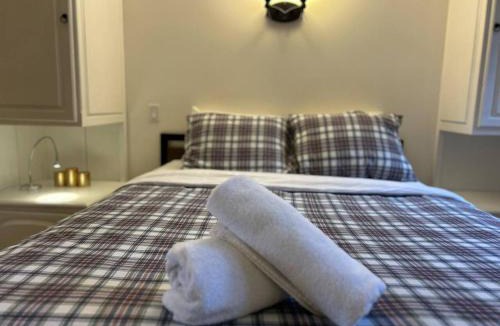 Domaine Nansen Apartment | Walk to village-Cozy 2Bdrm, Trails, Forests