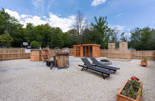 Miller Lake House | Wanderer Glamping Nordic Spa Access Near Grotto