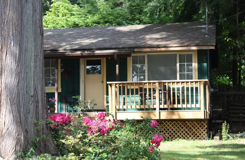 Roberts Creek Cottage | Warm, comfortable, cozy cottage with partial ocean view and beach access