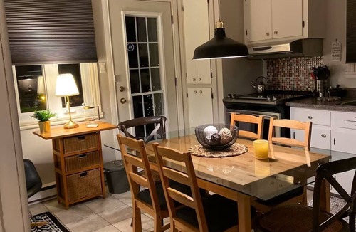 Longueuil Apartment | Warm little jewels!
