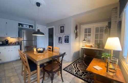 Longueuil Apartment | Warm little jewels!