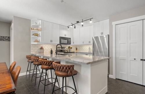 Invermere Apartment | Water`s Edge | Pool | Hot Tub | Pets | Ground LVL