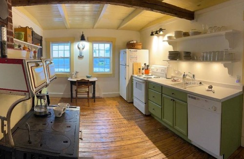 Georgetown House | Water view, w guest house ,Georgetown PEI,best golf, beaches, walking trails