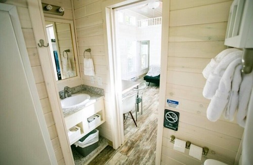 Steele Creek Cabin | Waterfront 2 Bed Tiny Home #17