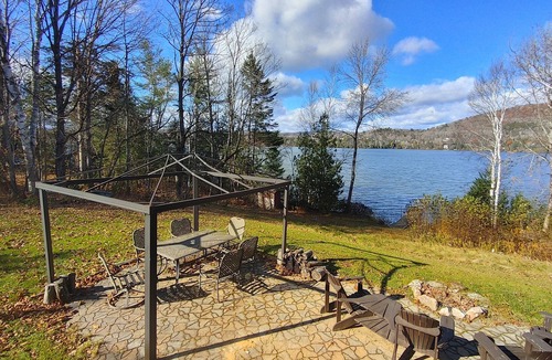 Mont-Tremblant House | Waterfront 3-bedroom Bunglow in Mont-tremblant