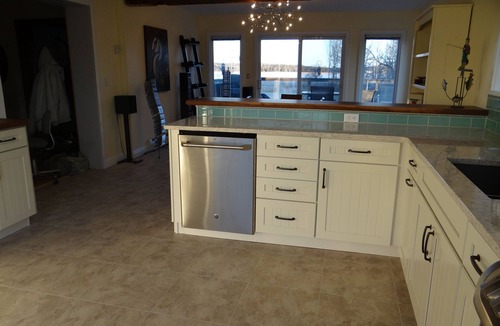 North Port House | Waterfront Century Home with heated swimming pool Sleeps 10 . P.E.C