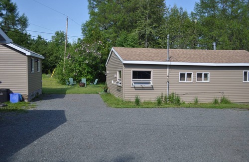 Shuniah Cottage | Waterfront cottage on Lake Superior