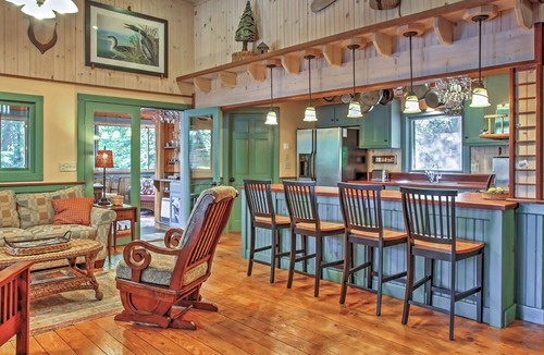 Denmark Cottage | Waterfront Denmark Complex w/Dock on 12 Acres!
