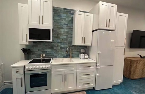 Belhaven Apartment | Waterfront River Knights of Belhaven