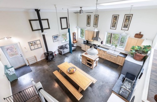 Whitehorse House | Waterfront Urban Farm