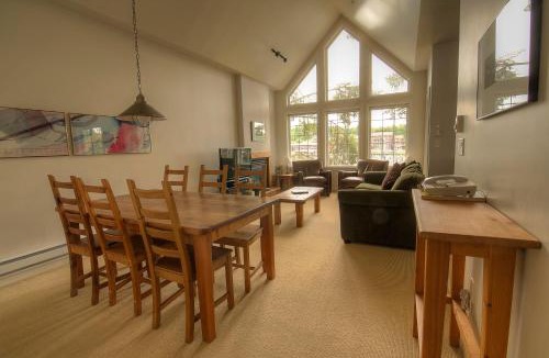 Ucluelet Hotel | Waters Edge Shoreside Suites