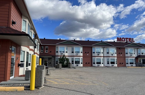 Whitecourt Apartment | Western Long Stay Whitecourt 1