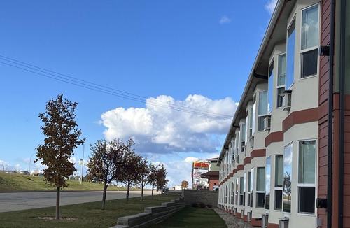 Whitecourt Apartment | Western Long Stay Whitecourt 1