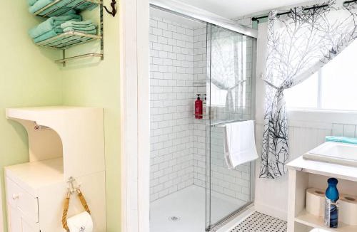 Twillingate Apartment | Whimsea Cottage