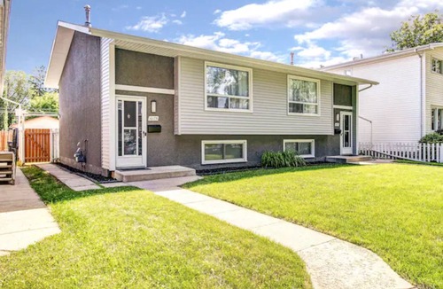 North Central Edmonton House | WHOLE DUPLEX! 6-bedrooms located near River Valley 10173