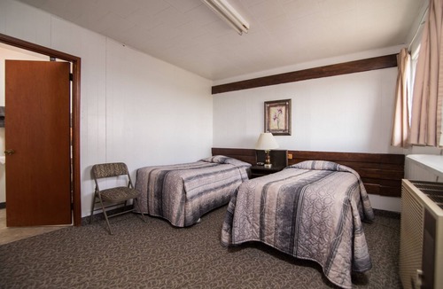 Kerrobert Hotel | Wild Goose Motel and Campground