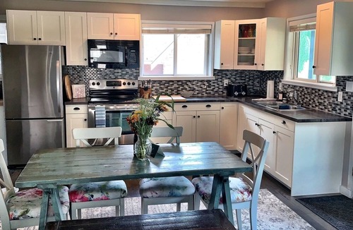 Windermere House | Windermere Lake House 3 bedroom, 2 full bath (Golf, Bike, beach, play)