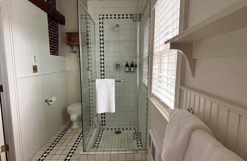 St. Andrews House | Windsor House Inn