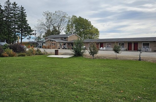 Wingham Hotel | Wingham Motel