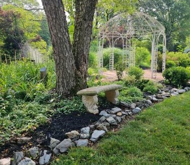 Madison Heights Bed & Breakfast | Winridge Manor