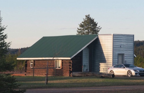 Prince George Cottage | Woodhouse Cottages and Ranch - The Old Logbarn