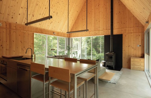 Rawdon Ski Chalet | Woodland Chalet Spa Sauna Trails & Lake Firepit