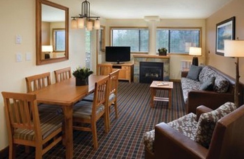 Whistler Creekside Resort | World Class skiing is right here!