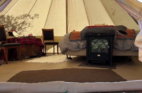 Rosedale Cabin | #Y5 Lumberjack Lounge Yurt-1 Queen Bed- Pets friendly