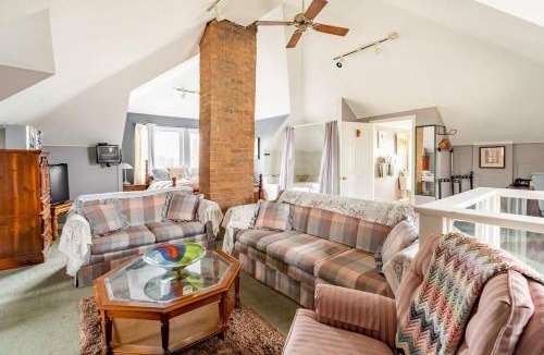 Walkerville Bed & Breakfast | Ye Olde Walkerville Bed & Breakfast