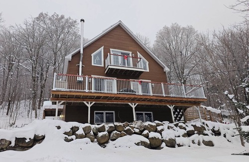 Mont-Tremblant Ski Chalet | YOMI Chalet - a peaceful oasis in the heart of nature
