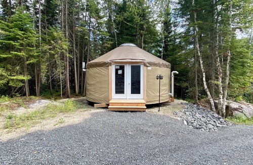Peribonka RV Rental | Yourte Luna