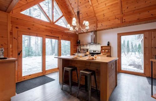 Chertsey Ski Chalet | Zazz - For precious moments with family or friends