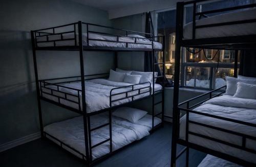 Riverdale House | Zen Hostel