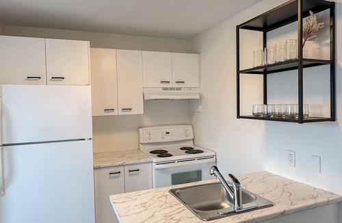 Caraquet Condo | Zenora condo near the sea