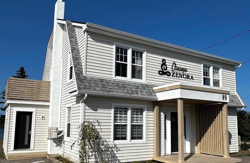 Caraquet Condo | Zenora condo near the sea