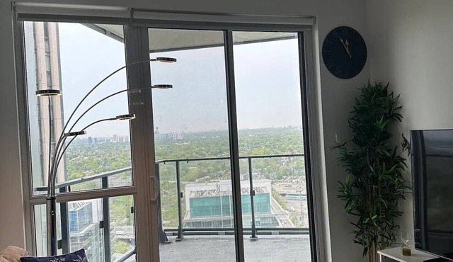 1 Bedroom Condo