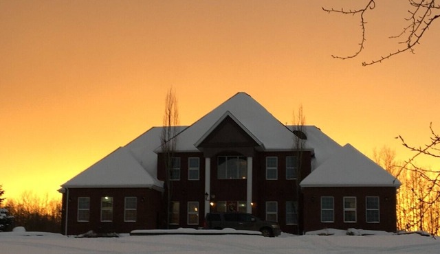 10,000 Square Floor Mansion on 22 Acres!