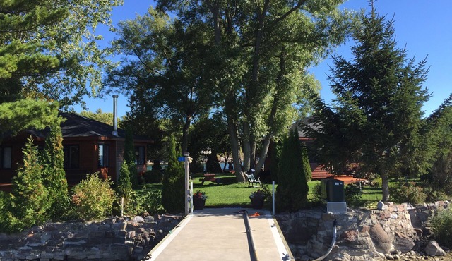 1000 islands private island