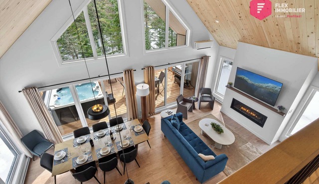 13 guests/4 baths | Luxury chalet + Spa | Quebec