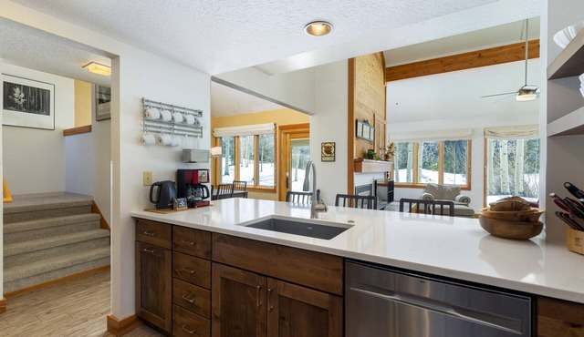 1610 Quicksilver 2 Bedroom Condo by RedAwning