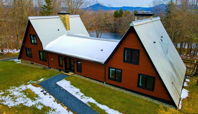 19 Person Grand Chalet Luxury Mountain Retreat with Stunning Views and Amenities