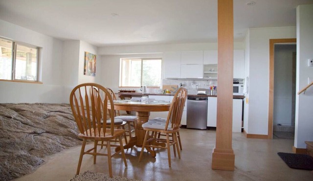 2-bedroom Ocean View, Open Layout Suite with Exposed Bedrock