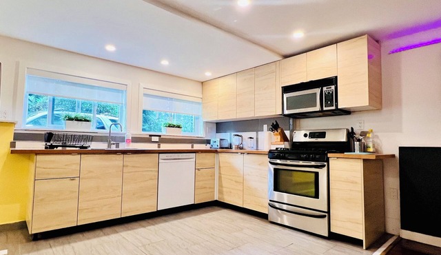 2-Bedroom Spacious Garden Suite