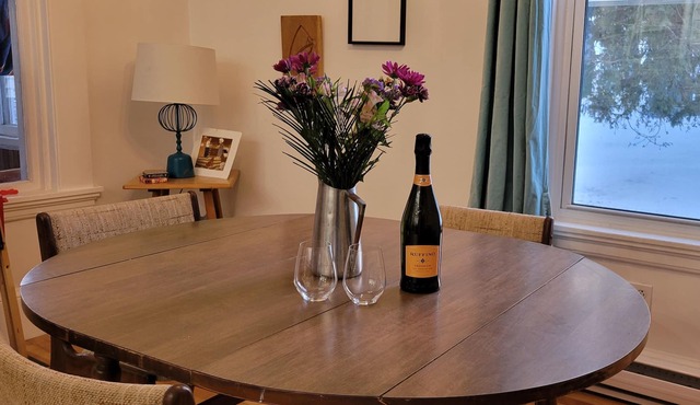 20 minutes from St. Andrews by the Sea! Modern rustic home for the whole family!