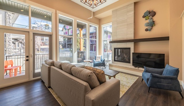 2608 SQF ALL NEW STUNNING MOUNTAIN VIEW TOWNHOUSE#12: 4BR+4.5BTH for 12 NEAR ALL