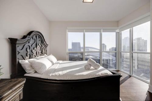 2BR 2BTH w Million Dollar View of CN tower